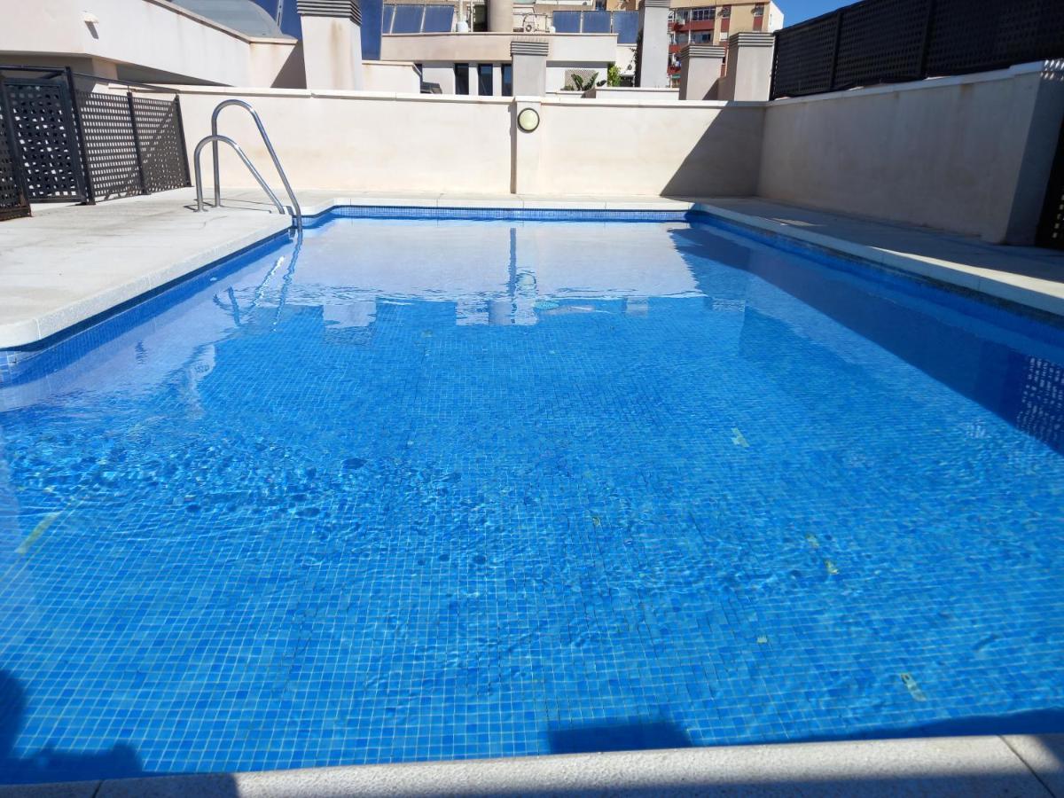 Apartamento Eursu Centro Con Piscina Málaga Kültér fotó